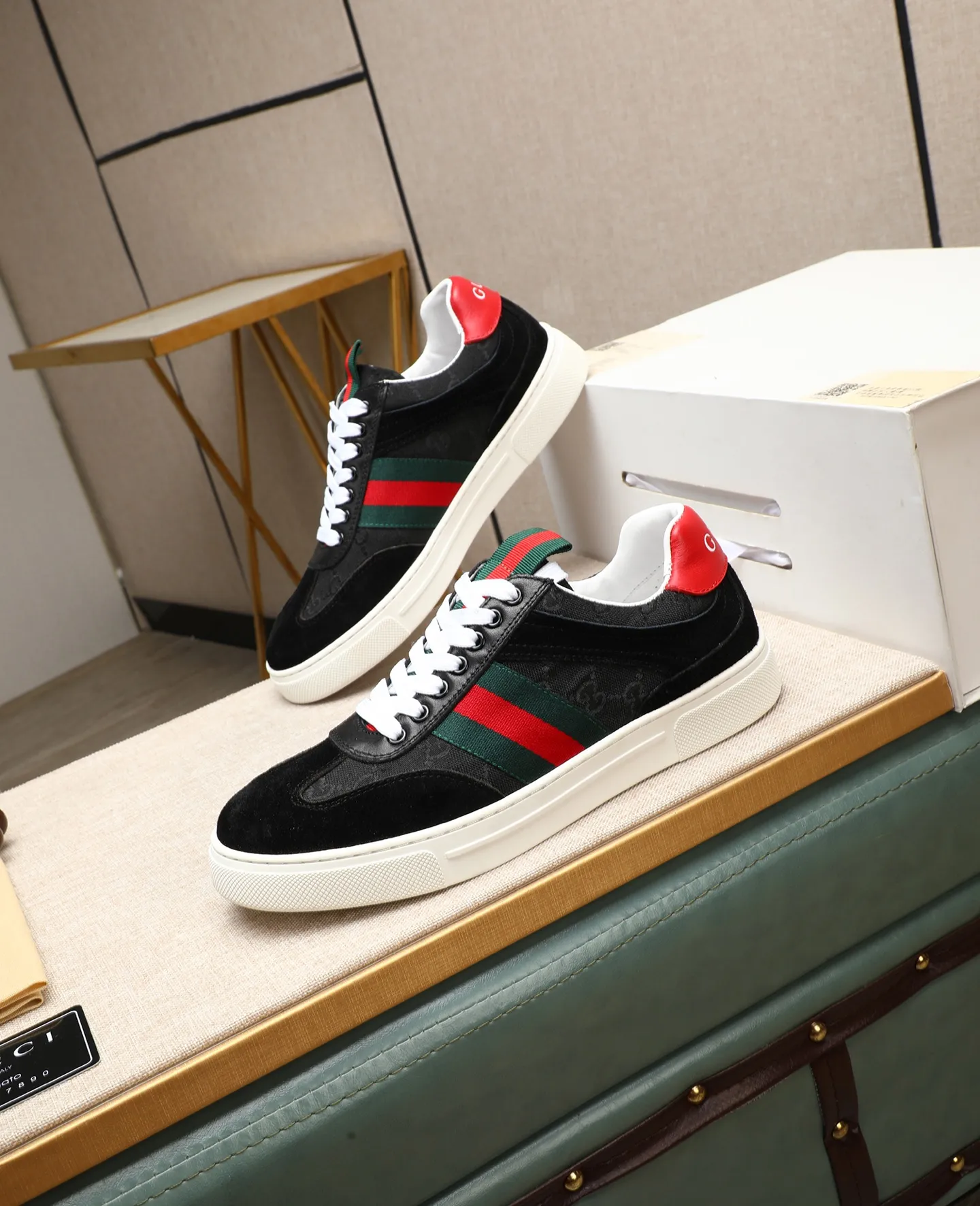 Men's men's shoes 💰440 GUCCI🔍🔍The latest model is on sale at the same time at the counter. Original calfskin imported from Italy, genuine leather lining, (high-end, noble, and classy) with exquisite workmanship. Sole: Original sole provided by the original factory, ⚠Exclusive double-layer movable molded sole super comfortable⚠, real shot 🎬The real thing is better🔍🔍"High quality·Follow the order" Code number 38-44
